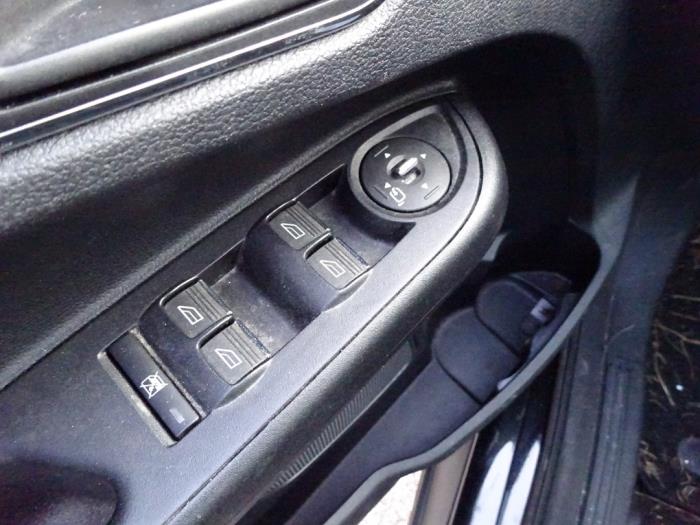 Ford B-Max 1.0 EcoBoost 12V 100 Sloopvoertuig (2014, Zwart)