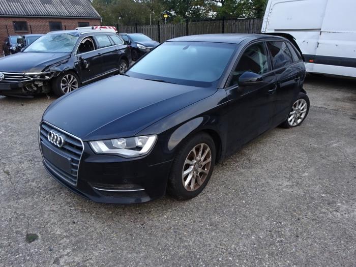Audi A3 Sportback 1.2 TFSI 16V Sloopvoertuig (2013, Zwart)