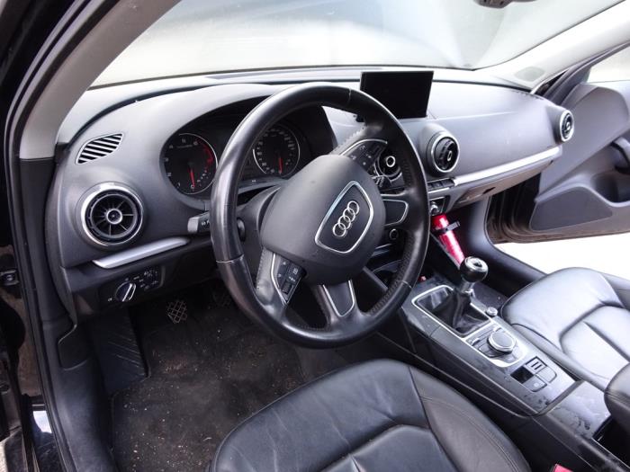 Audi A3 Sportback 1.2 TFSI 16V Sloopvoertuig (2013, Zwart)