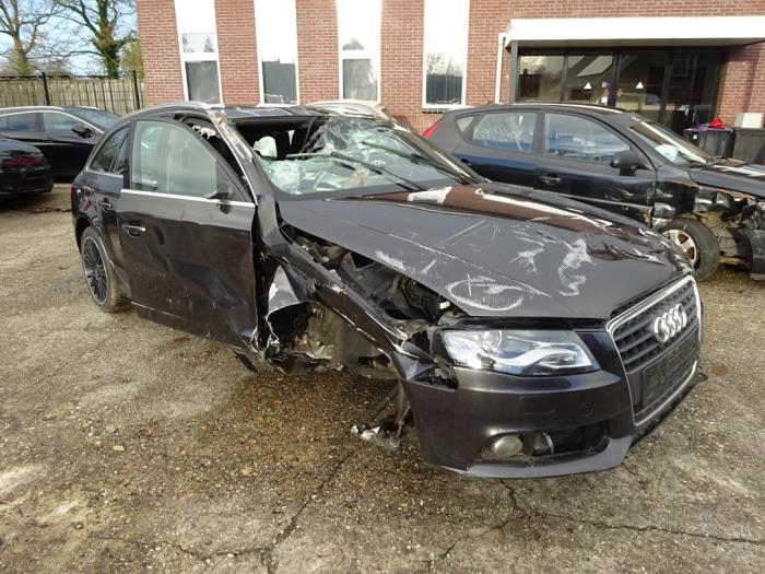 Audi A4 Avant 2.7 TDI V6 24V Sloopvoertuig (2012, Grijs)