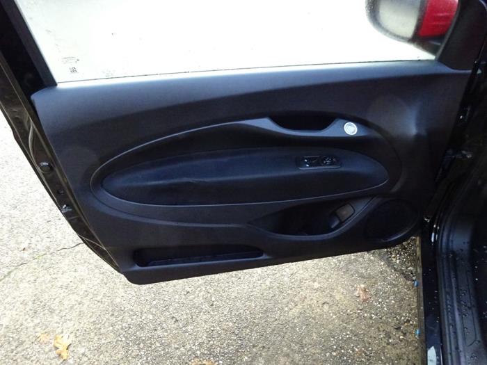 Fiat 500e 42 kWh 3+1 Sloopvoertuig (2022, Zwart)