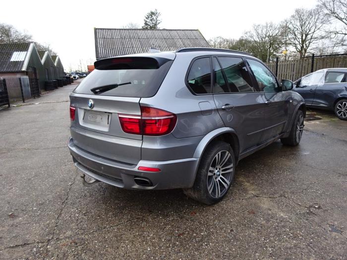 BMW X5 xDrive 35d 3.0 24V Sloopvoertuig (2013, Grijs)