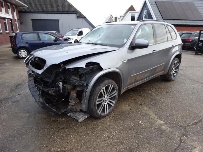 BMW X5 xDrive 35d 3.0 24V Sloopvoertuig (2013, Grijs)