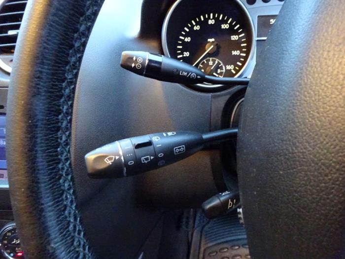 Mercedes ML II 3.0 ML-320 CDI 4-Matic V6 24V Sloopvoertuig (2007, Zwart)