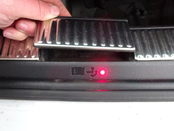 Skoda Superb Combi 1.6 TDI Sloopvoertuig (2017, Wit)