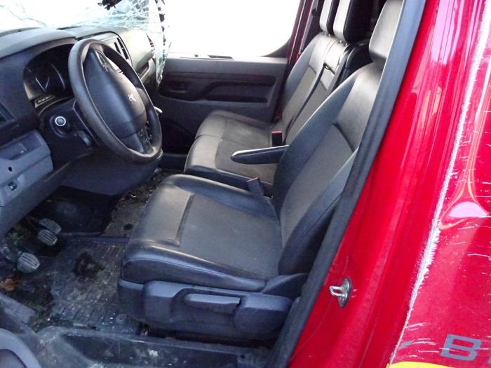 Peugeot Expert 2.0 Blue HDi 120 16V Sloopvoertuig (2018, Rood)