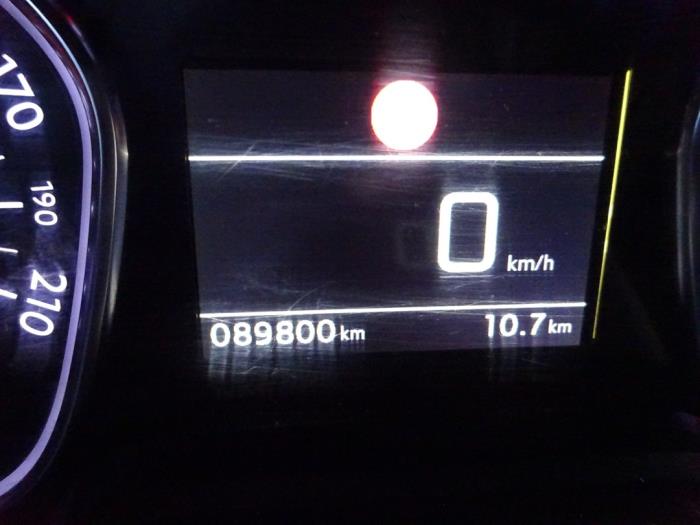 Peugeot Expert 2.0 Blue HDi 120 16V Sloopvoertuig (2018, Rood)