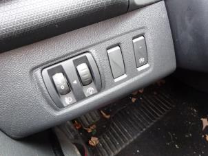 Renault Clio IV 0.9 Energy TCE 75 12V Sloopvoertuig (2020, Zwart)