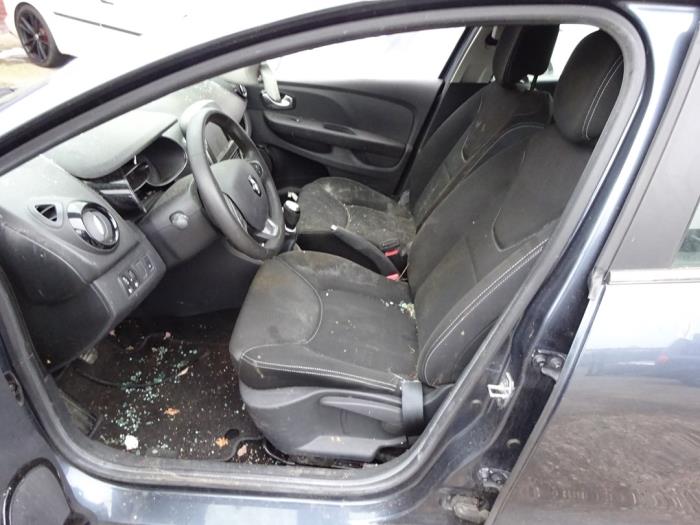 Renault Clio IV Estate/Grandtour 0.9 Energy TCE 90 12V Sloopvoertuig (2019, Grijs)