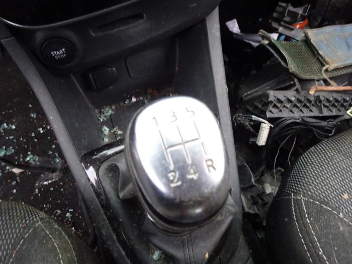 Renault Clio IV Estate/Grandtour 0.9 Energy TCE 90 12V Sloopvoertuig (2019, Grijs)