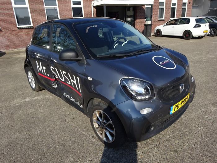 Smart Forfour 1.0 12V Sloopvoertuig (2017, Grijs)