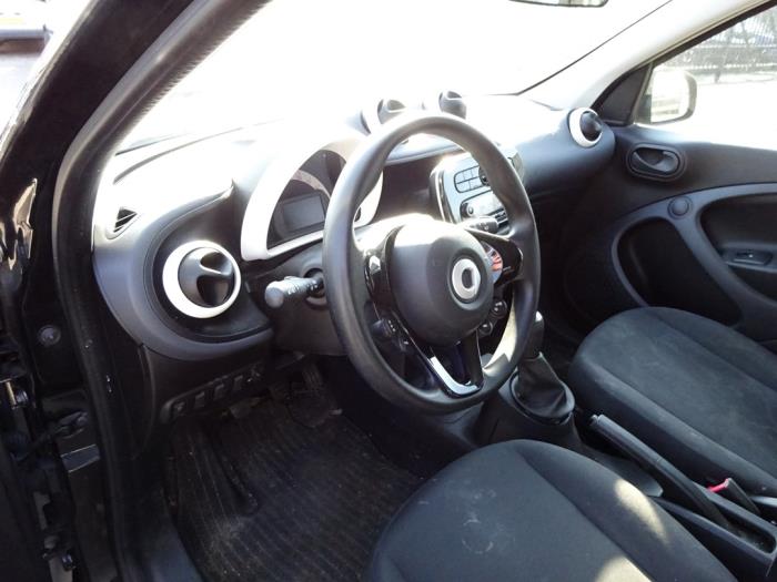 Smart Forfour 1.0 12V Sloopvoertuig (2017, Grijs)