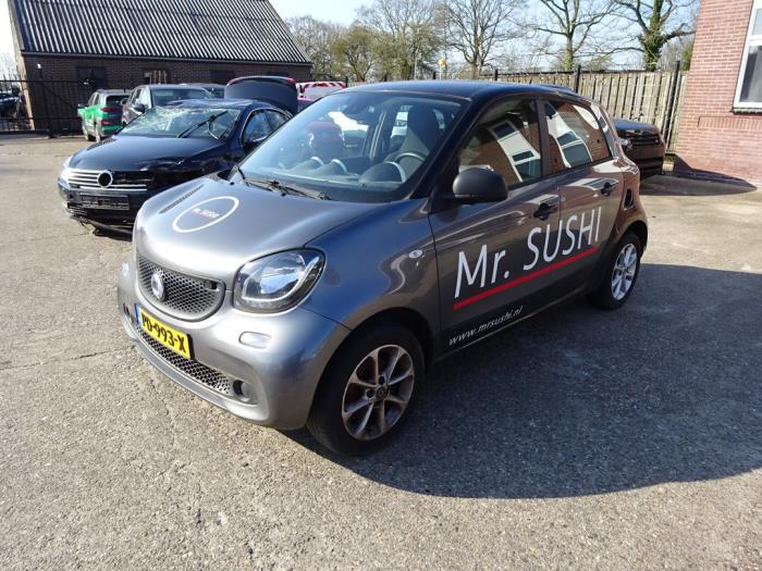 Smart Forfour 1.0 12V Sloopvoertuig (2017, Grijs)