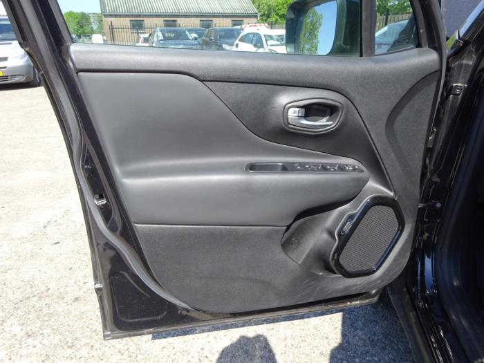 Jeep Renegade 1.4 Multi Air 16V Sloopvoertuig (2018, Zwart)