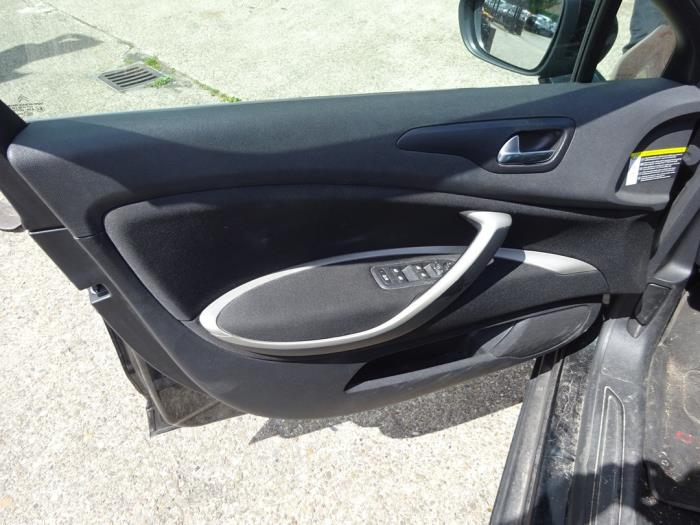 Citroen C5 III Tourer 1.6 16V THP 155 Sloopvoertuig (2012, Zwart)