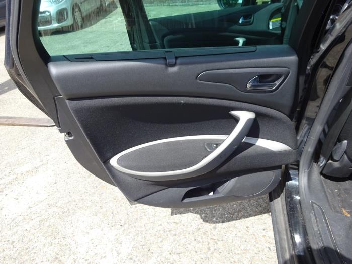 Citroen C5 III Tourer 1.6 16V THP 155 Sloopvoertuig (2012, Zwart)