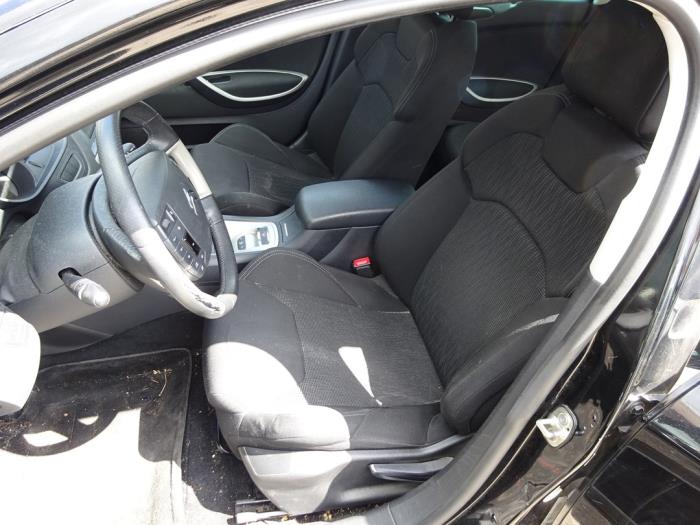 Citroen C5 III Tourer 1.6 16V THP 155 Sloopvoertuig (2012, Zwart)