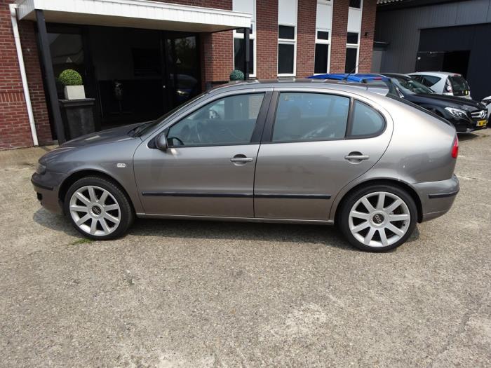 Seat Leon 1.6 16V Sloopvoertuig (2004, Grijs)