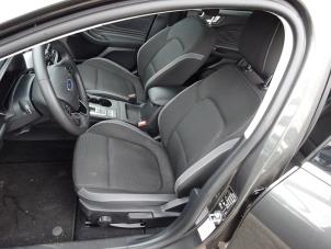 Ford Focus 4 1.0 Ti-VCT EcoBoost 12V 125 Sloopvoertuig (2021, Grijs)