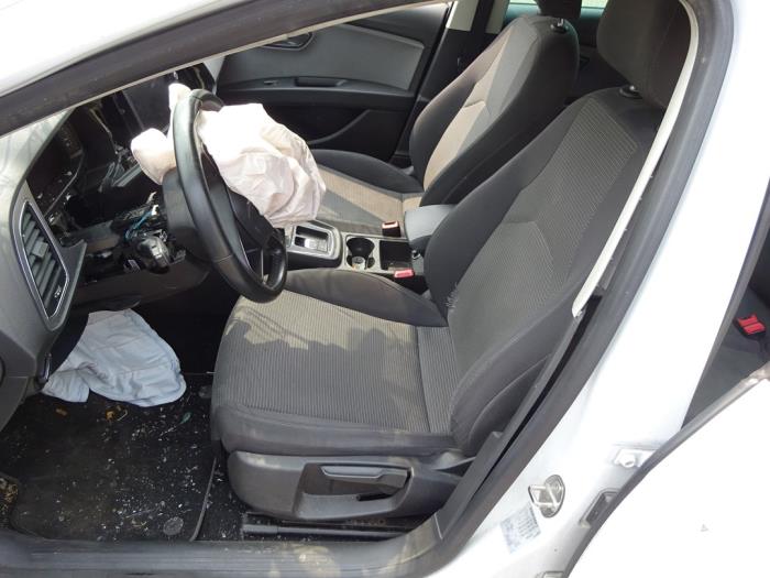 Seat Leon 1.6 TDI 16V Sloopvoertuig (2019, Wit)