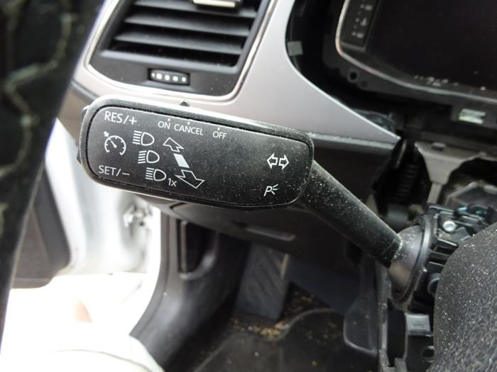 Seat Leon 1.6 TDI 16V Sloopvoertuig (2019, Wit)