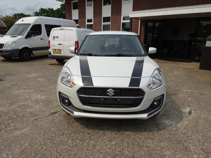 Suzuki Swift 1.2 Dual Jet 16V Allgrip Sloopvoertuig (2019, Wit)