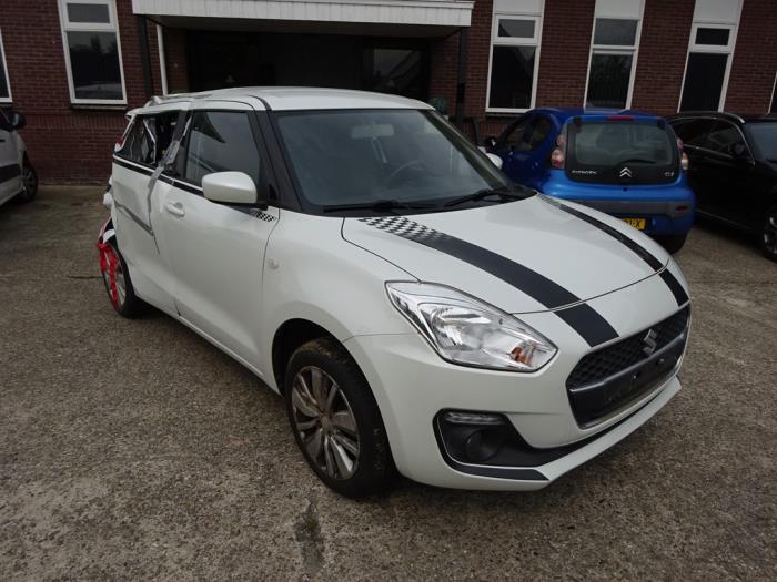 Suzuki Swift 1.2 Dual Jet 16V Allgrip Sloopvoertuig (2019, Wit)