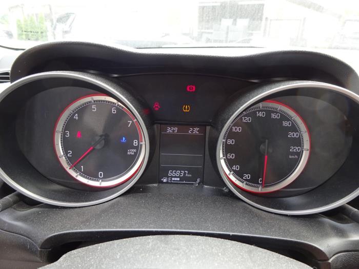 Suzuki Swift 1.2 Dual Jet 16V Allgrip Sloopvoertuig (2019, Wit)