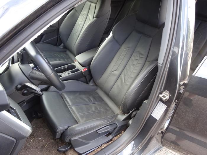 Audi A3 Sportback 1.4 40 TFSIe 16V Sloopvoertuig (2021, Grijs)