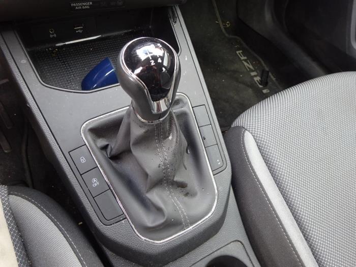 Seat Ibiza V 1.0 MPI 12V Sloopvoertuig (2019, Blauw)