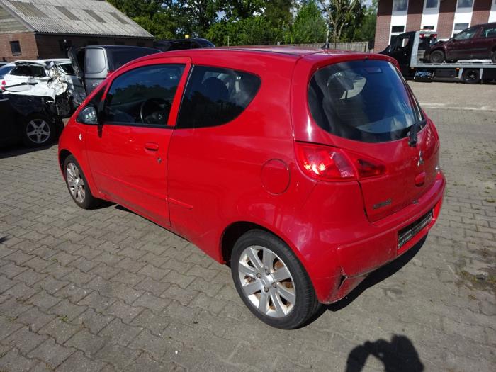Mitsubishi Colt 1.1 12V Sloopvoertuig (2008, Rood)