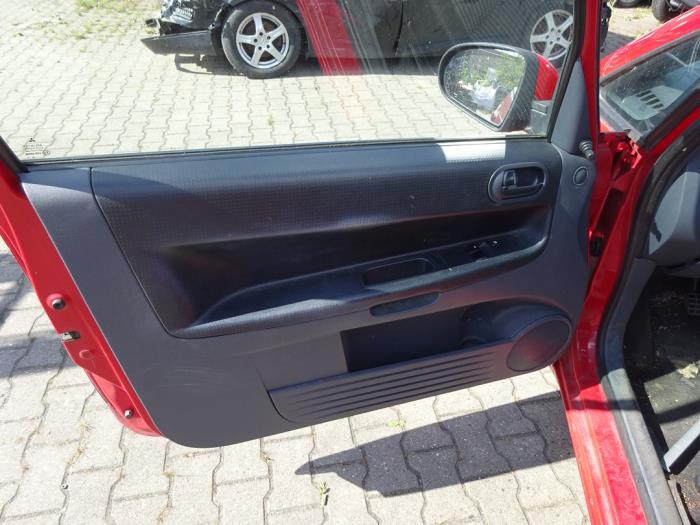 Mitsubishi Colt 1.1 12V Sloopvoertuig (2008, Rood)