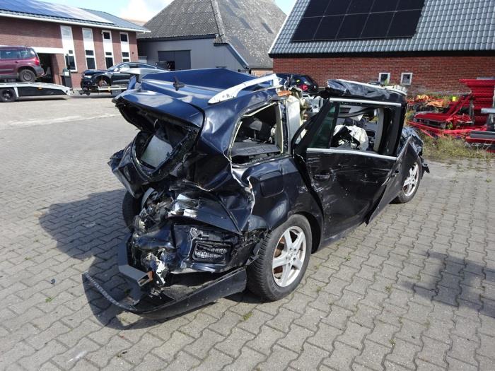 Volkswagen Golf VI Variant 1.6 TDI 16V 105 Sloopvoertuig (2011, Zwart)