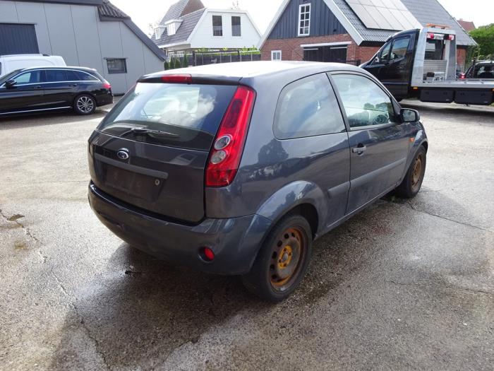 Ford Fiesta 5 1.4 TDCi Sloopvoertuig (2007, Grijs)