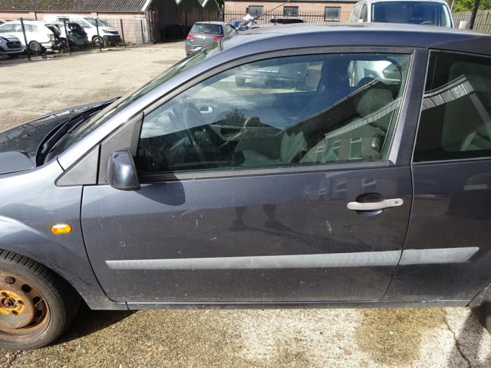 Ford Fiesta 5 1.4 TDCi Sloopvoertuig (2007, Grijs)