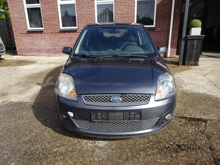 Ford Fiesta 5 1.4 TDCi Sloopvoertuig (2007, Grijs)