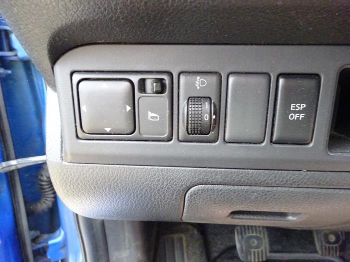 Nissan Note 1.6 16V Sloopvoertuig (2006, Blauw)