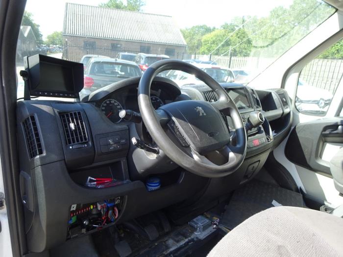 Peugeot Boxer 3.0 HDi 175 Euro 5 Sloopvoertuig (2014, Wit)