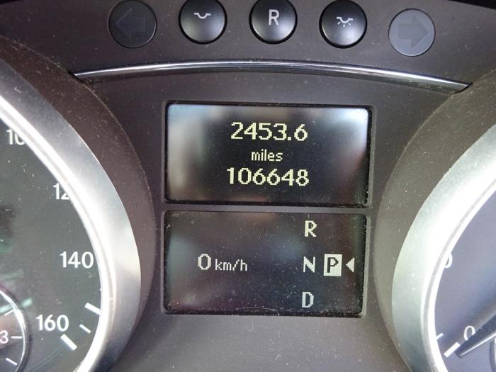 Mercedes ML II 3.5 350 4-Matic V6 24V Sloopvoertuig (2006, Blauw)