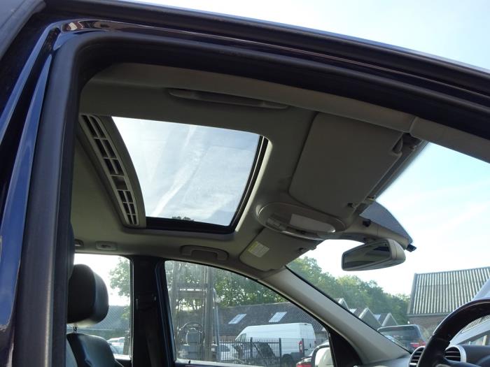 Mercedes ML II 3.5 350 4-Matic V6 24V Sloopvoertuig (2006, Blauw)