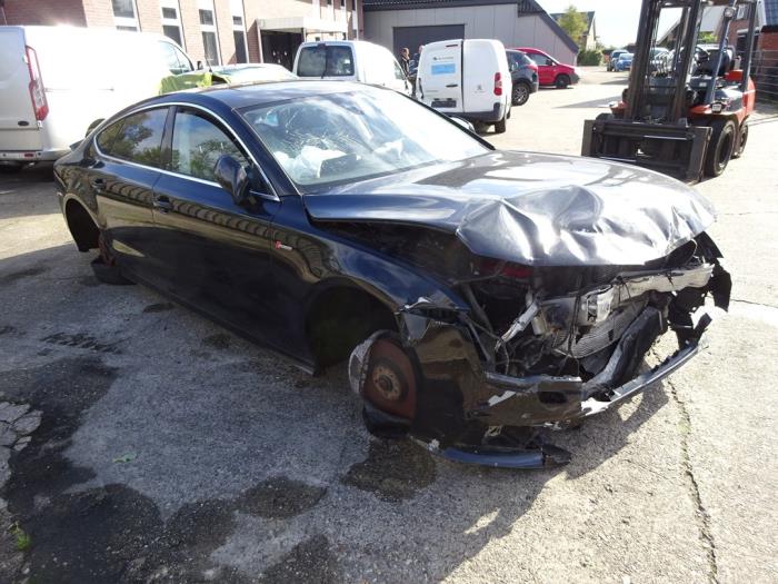 Audi A7 Sportback 3.0 V6 24V TFSI Quattro Sloopvoertuig (2012, Zwart)