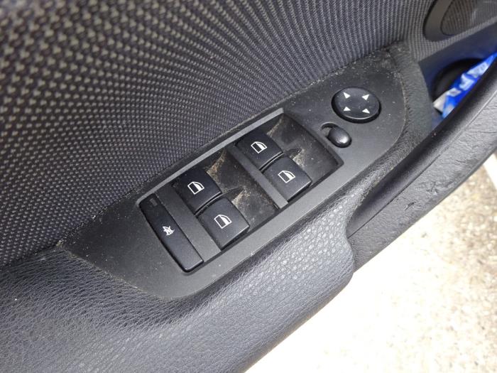 BMW X1 xDrive 20d 2.0 16V Sloopvoertuig (2011, Grijs)