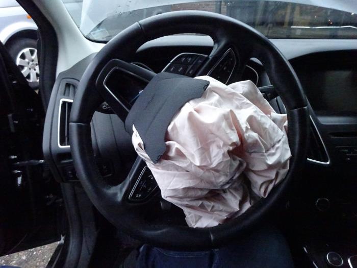 Ford Focus 3 Wagon 1.5 TDCi Sloopvoertuig (2016, Zwart)