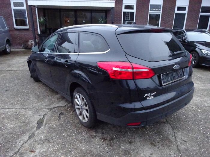 Ford Focus 3 Wagon 1.5 TDCi Sloopvoertuig (2016, Zwart)