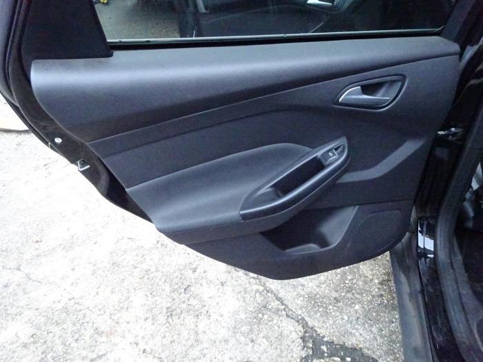 Ford Focus 3 Wagon 1.5 TDCi Sloopvoertuig (2016, Zwart)