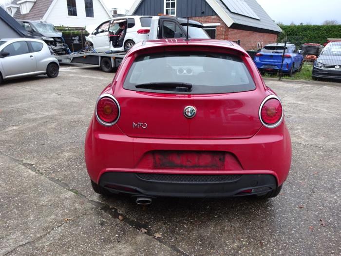 Alfa Romeo MiTo 1.3 JTDm 16V Eco Sloopvoertuig (2011, Rood)
