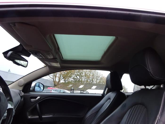 Alfa Romeo MiTo 1.3 JTDm 16V Eco Sloopvoertuig (2011, Rood)