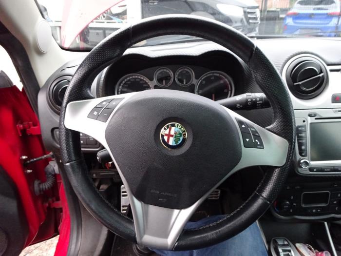 Alfa Romeo MiTo 1.3 JTDm 16V Eco Sloopvoertuig (2011, Rood)