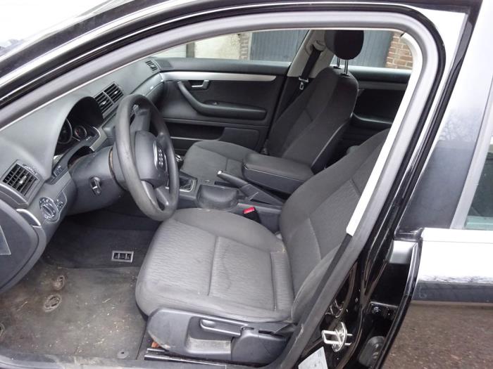 Audi A4 Avant 2.0 20V Sloopvoertuig (2006, Zwart)