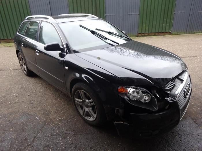 Audi A4 Avant 2.0 20V Sloopvoertuig (2006, Zwart)